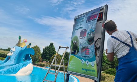 Beginn der Badesaison im Burkauer Freibad